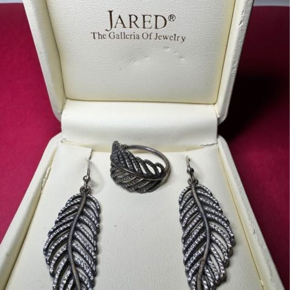 Pandora Sterling Silver Ring & Earrings Light as a Feather set